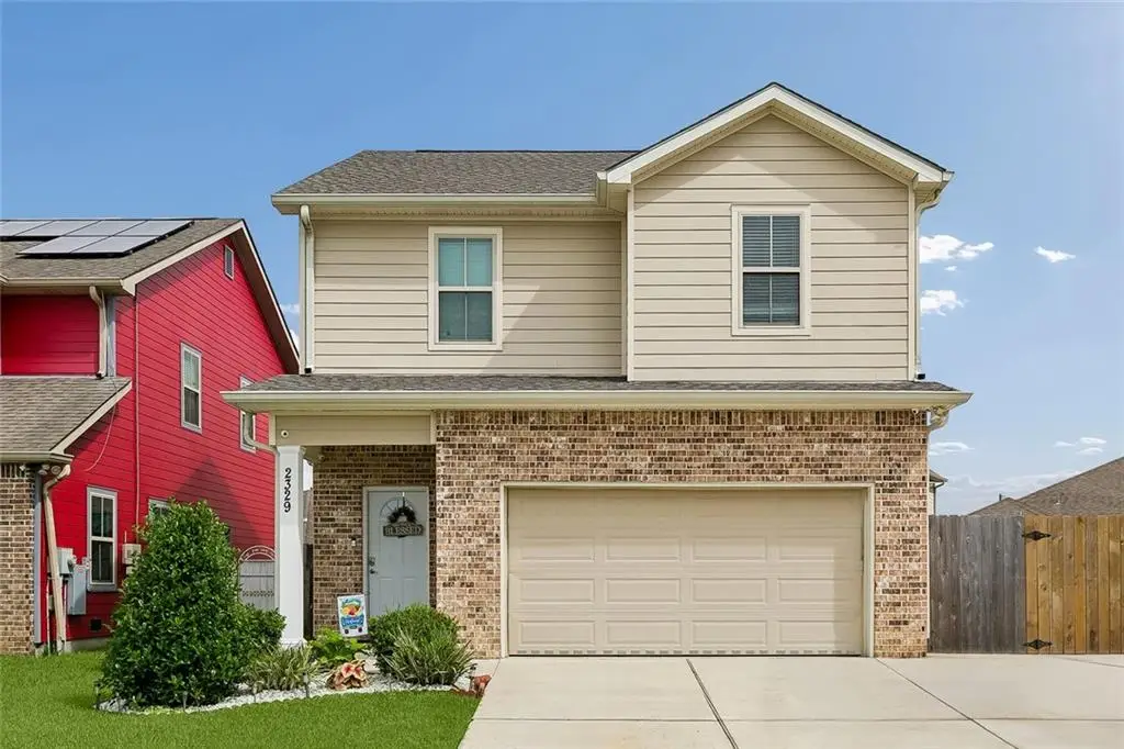 2329 E Village Court, Gretna, LA 70056 - #1