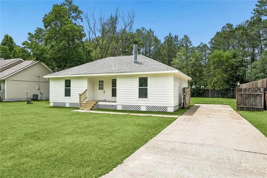 26315 Sunrise Lake Dr Drive, Lacombe, LA 70445 - #2