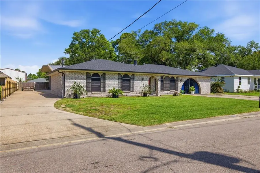 155 Destrehan Drive, Destrehan, LA 70047 - #2