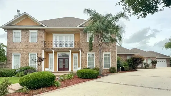 5 Asterbrook Court, Harvey, LA 70058