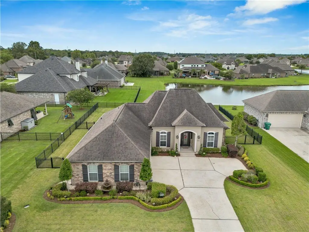 210 Lac Calcasieu Drive, Luling, LA 70070 - #1