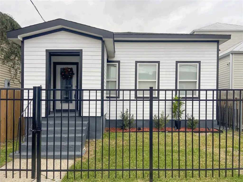3507 Danneel Street, New Orleans, LA 70115 - #1