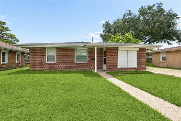 4 Gretna Boulevard, Gretna, LA 70053