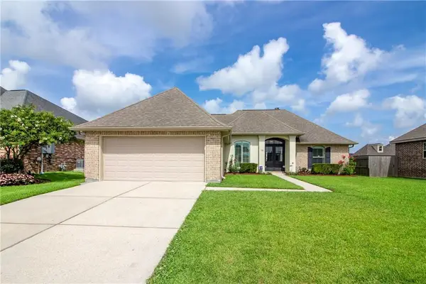122 Lake Carolyn Drive, Luling, LA 70070