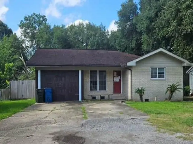 907 Oak Street, Scott, LA 70583 - #1