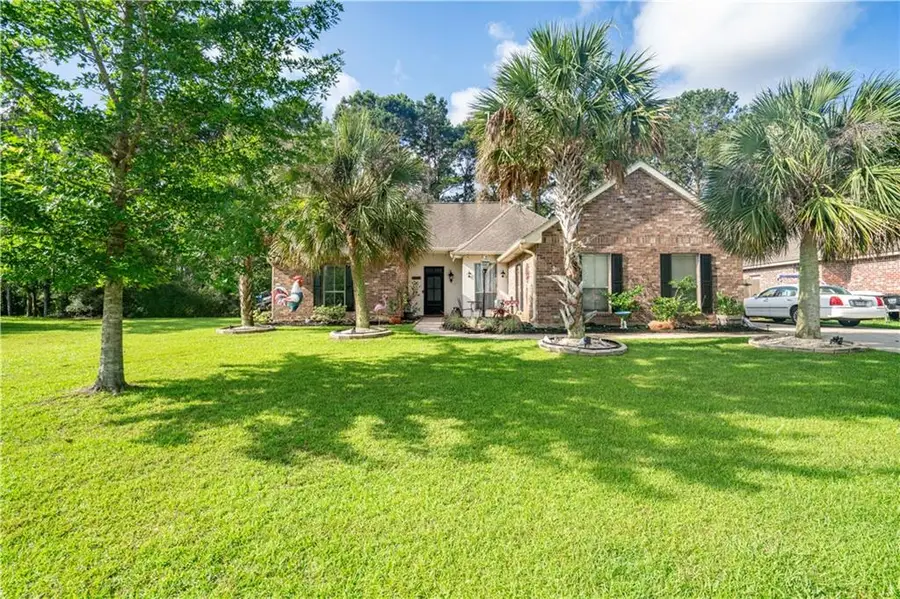 14092 Riverlake Drive, Covington, LA 70435 - #2