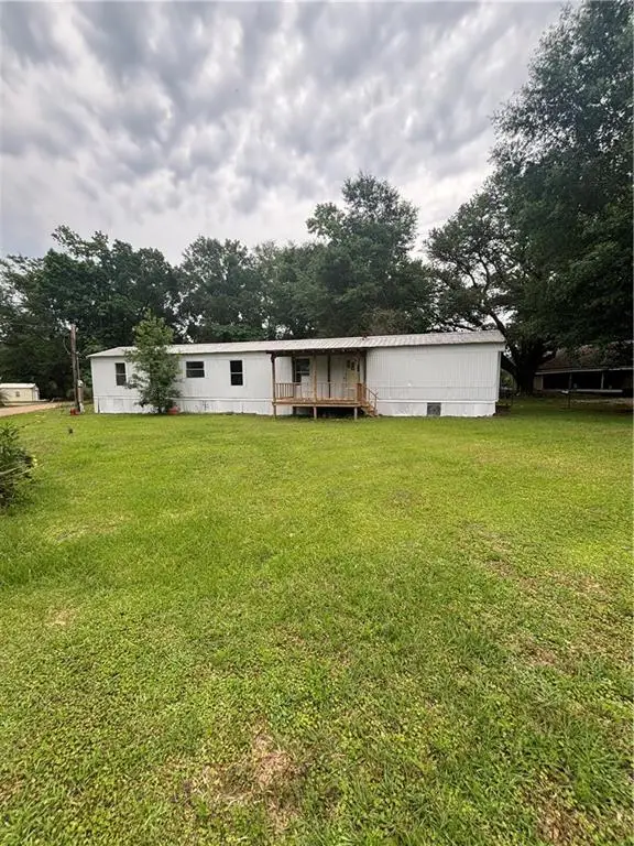 57252 N North Cooper Road, Loranger, LA 70446