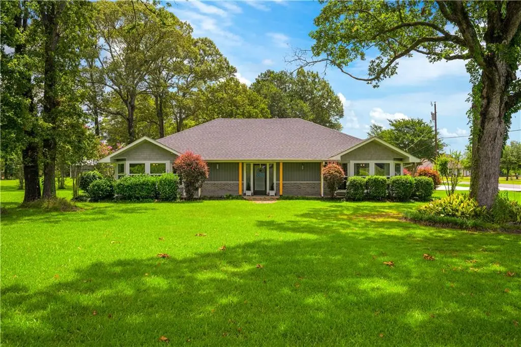 3904 Staples Road, Pineville, LA 71360 - #1