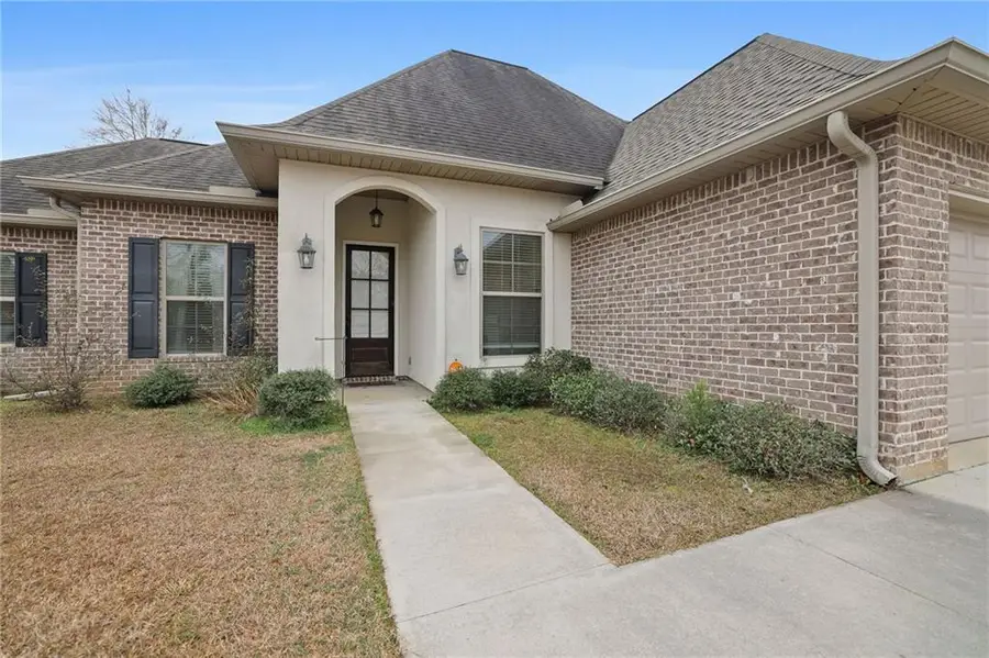 137 Marionbelle Drive, Ponchatoula, LA 70454 - #2