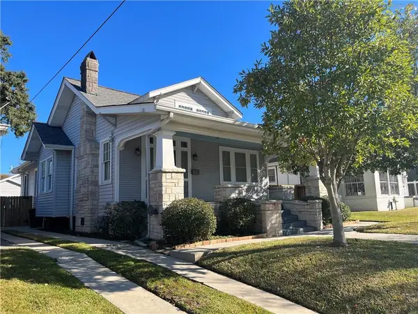 4457 Demontluzin Street, New Orleans, LA 70122