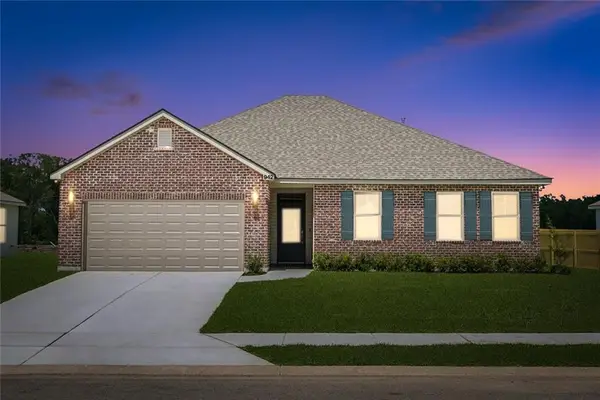 932 Laurel Oaks Drive, Waggaman, LA 70094