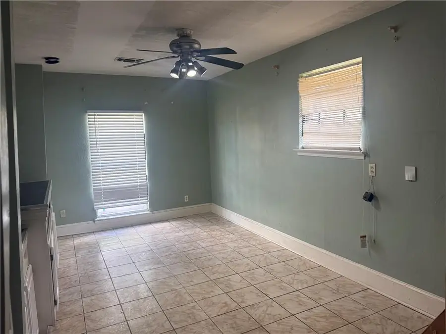 1905 Yorktowne Drive, La Place, LA 70068 - #2