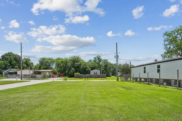 3113 Ashley Drive, Violet, LA 70092
