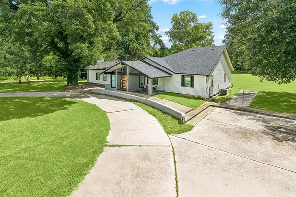 676 E Railroad Avenue, Independence, LA 70443