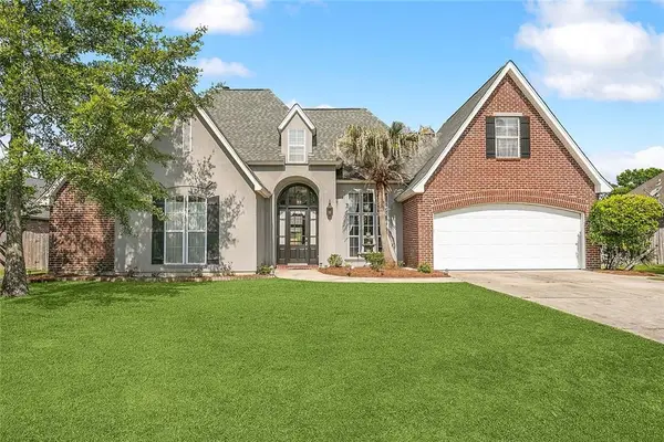 864 Sweet Bay Drive, Mandeville, LA 70448