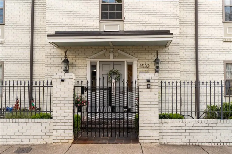 1532 Saint Andrew Street #202, New Orleans, LA 70130 - #3