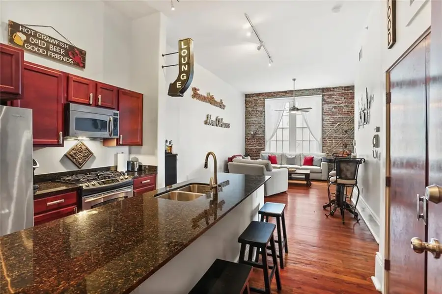1115 Prytania Street #205, New Orleans, LA 70130 - #3