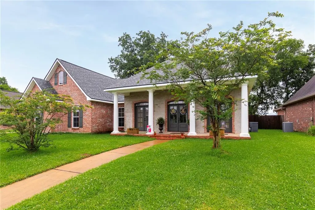 216 Grand Lakes Boulevard, Alexandria, LA 71303 - #1