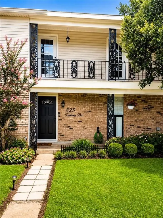 825 Parkway Drive, Natchitoches, LA 71457