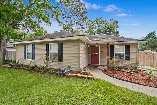 100 Woodridge Court, Slidell, LA 70460