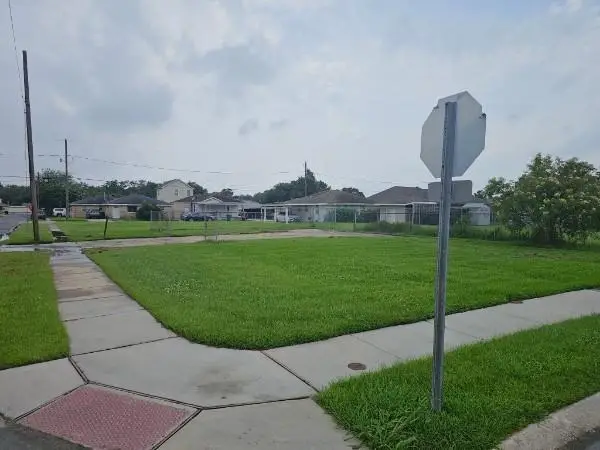 2400 Victor Street, Chalmette, LA 70043 - #1