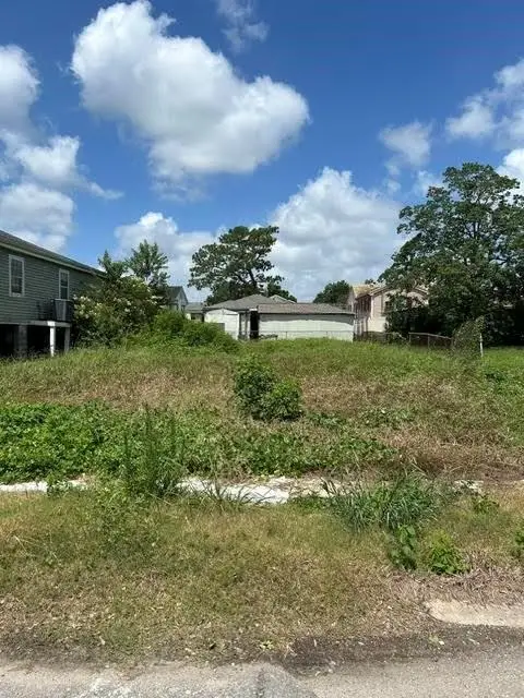 5720 Wildair Drive, New Orleans, LA 70122