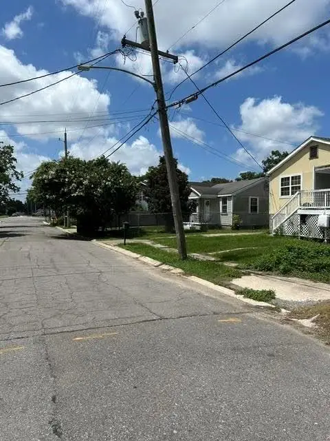 5720 Wildair Drive, New Orleans, LA 70122 - #3