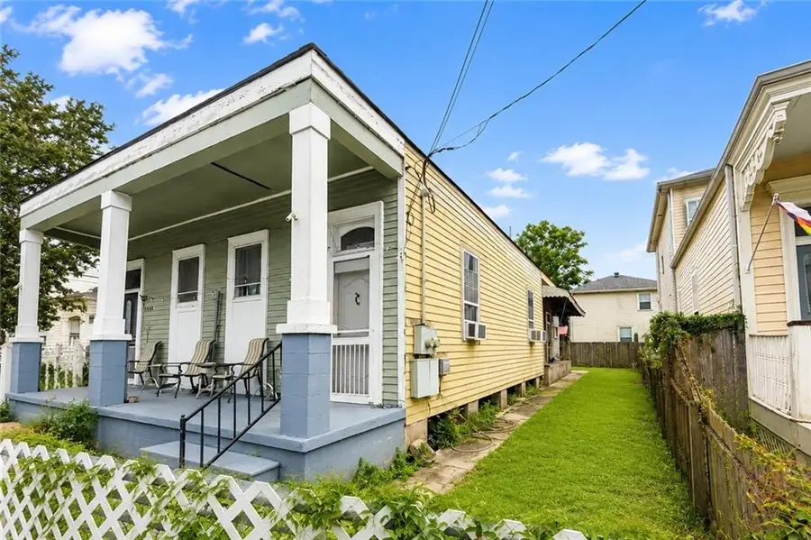 5322 24 Laurel Street, New Orleans, LA 70115 - #2