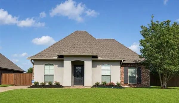 317 Shadow Creek Avenue, Pineville, LA 71360