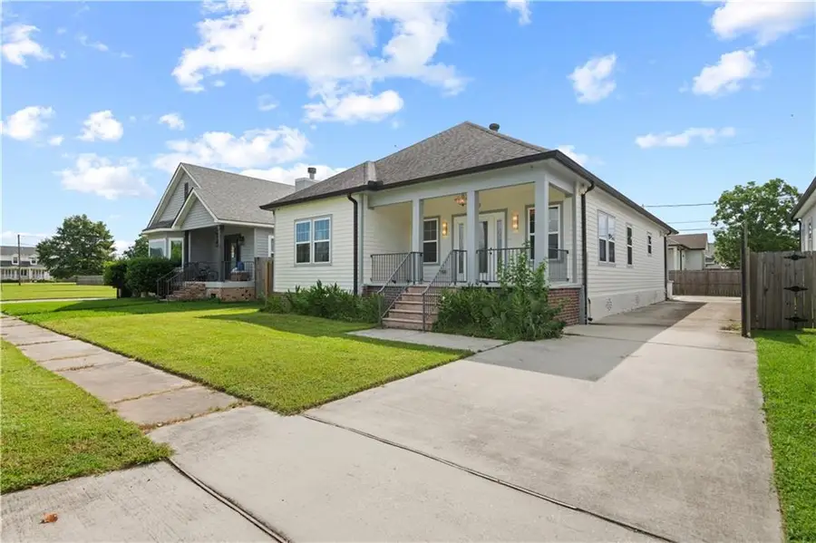213 Beaver Drive, Arabi, LA 70032 - #2