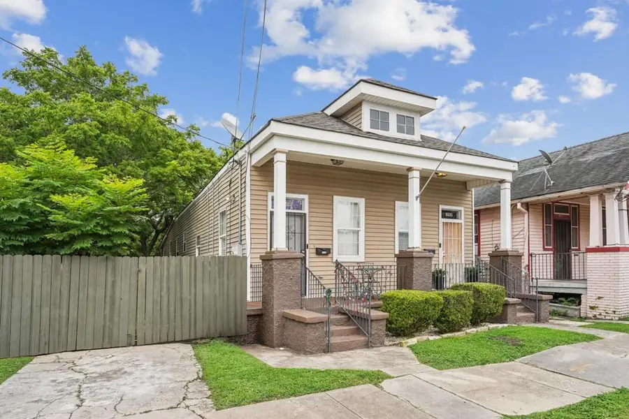8221 23 Apple Street, New Orleans, LA 70118 - #3