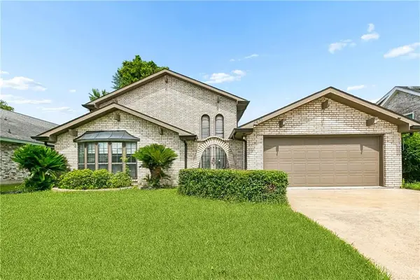 4670 Lennox Boulevard, New Orleans, LA 70131