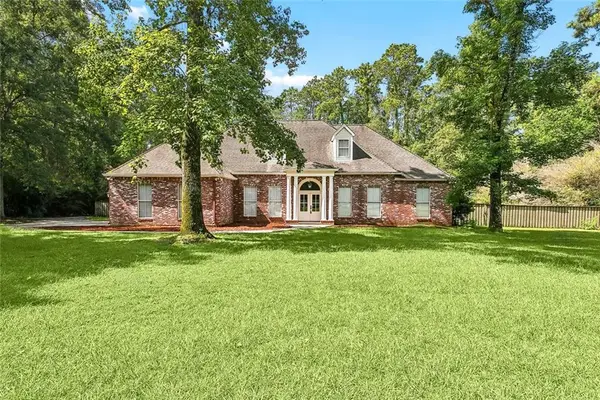 329 Dummyline Road, Madisonville, LA 70447