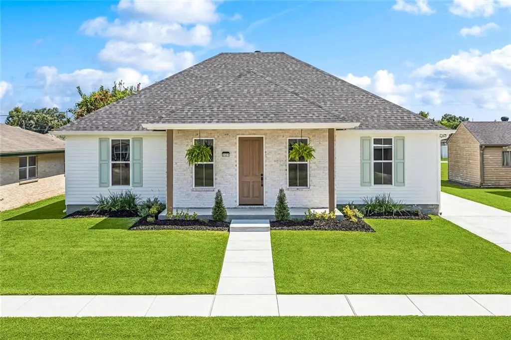 2421 Garden Street, Meraux, LA 70075 - #1