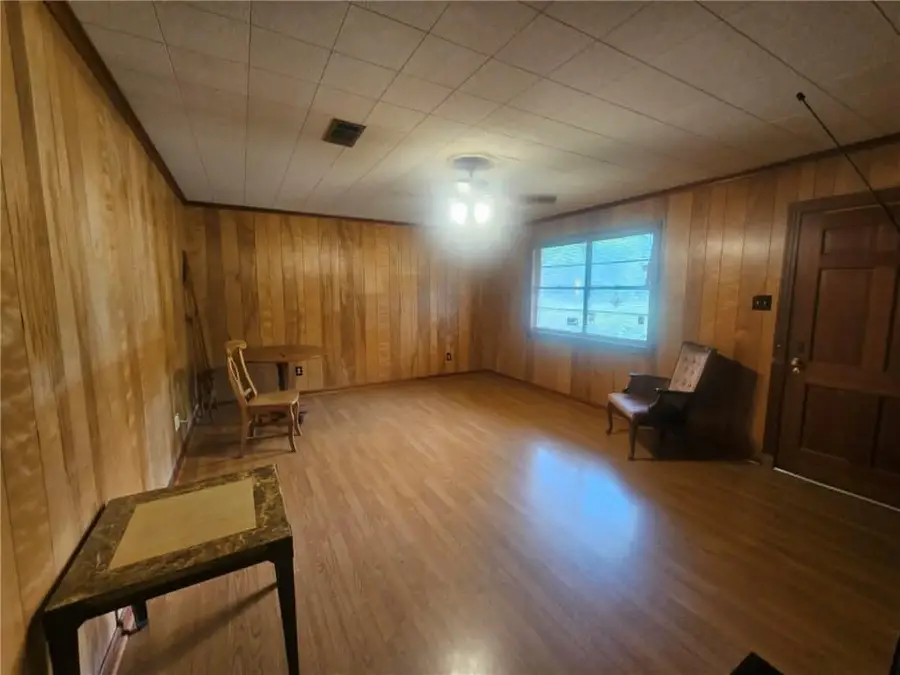 136 Chester Street, Alexandria, LA 71301 - #3