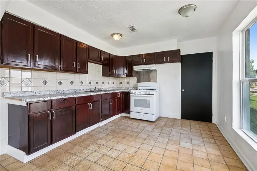 645 Emile Avenue, Westwego, LA 70094 - #3