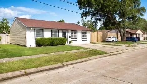 813 Oakwood Drive, Gretna, LA 70056 - #2