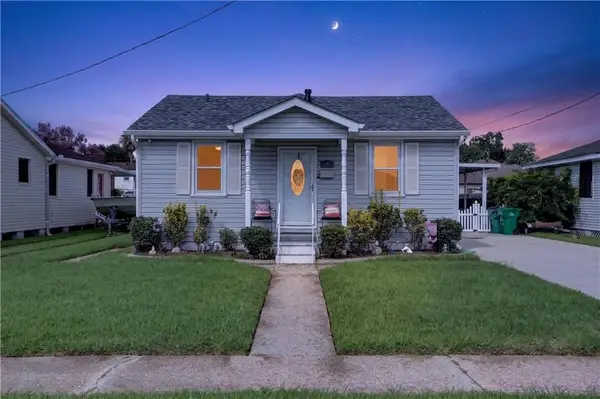 914 Evergreen Drive, Gretna, LA 70053