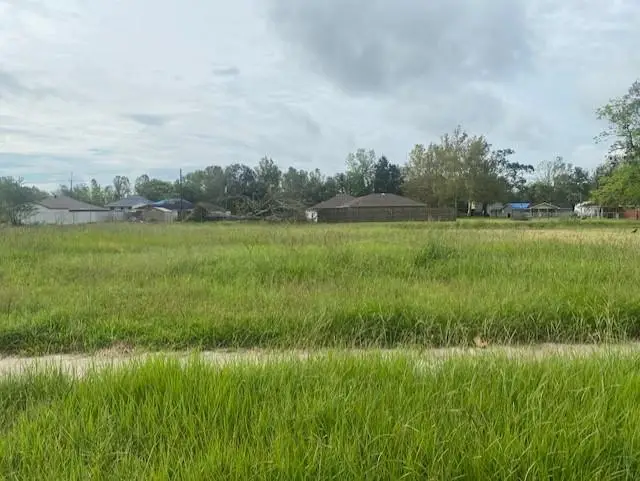 2605 Reunion Drive, Violet, LA 70092 - #2