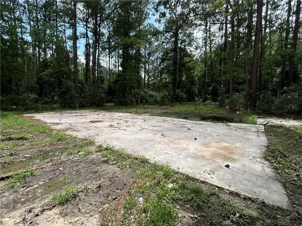 60017 S Tranquility Road, Lacombe, LA 70445