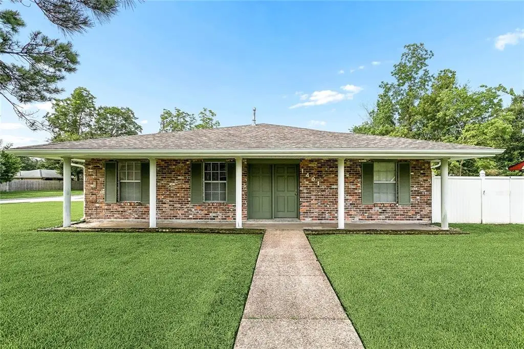 1401 W Hall Avenue, Slidell, LA 70460 - #1