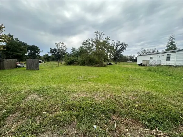 1608 Linda Lou Drive, St Bernard, LA 70085