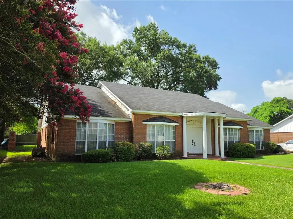 4109 Mayflower Boulevard, Alexandria, LA 71303 - #1