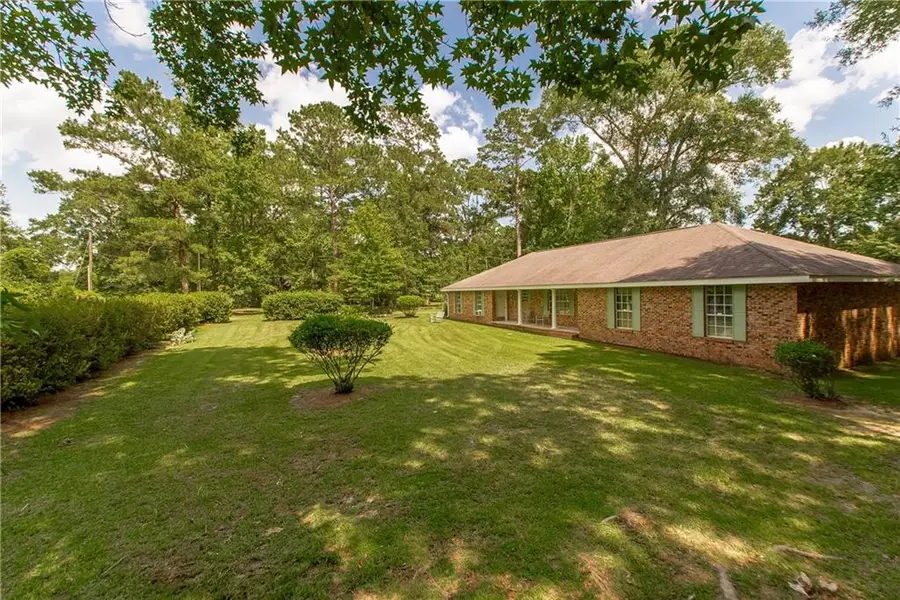 281 Oak Road, Bogalusa, LA 70427 - #2