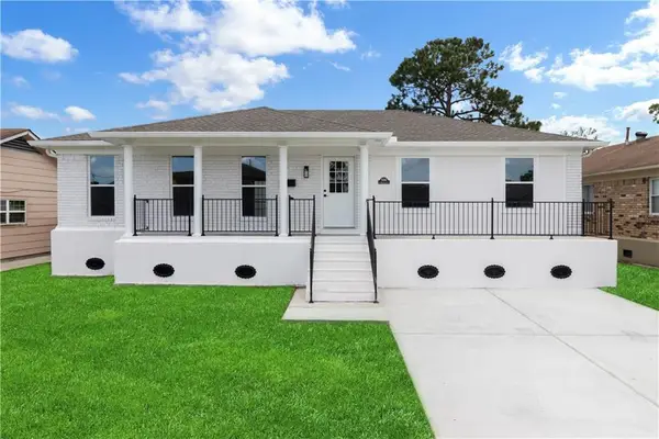 532 N Marlin Court, Gretna, LA 70056