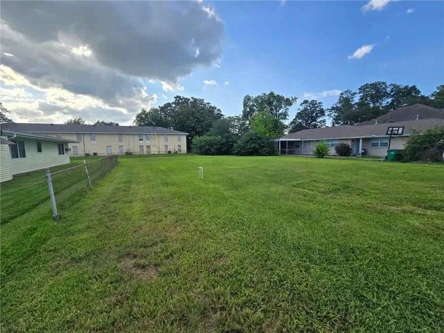 320 Little Farms Avenue, River Ridge, LA 70123 - #3