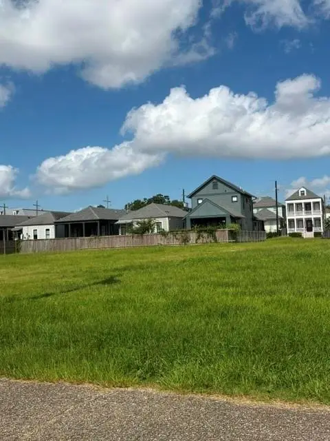 209 Pacific Avenue, New Orleans, LA 70114 - #1