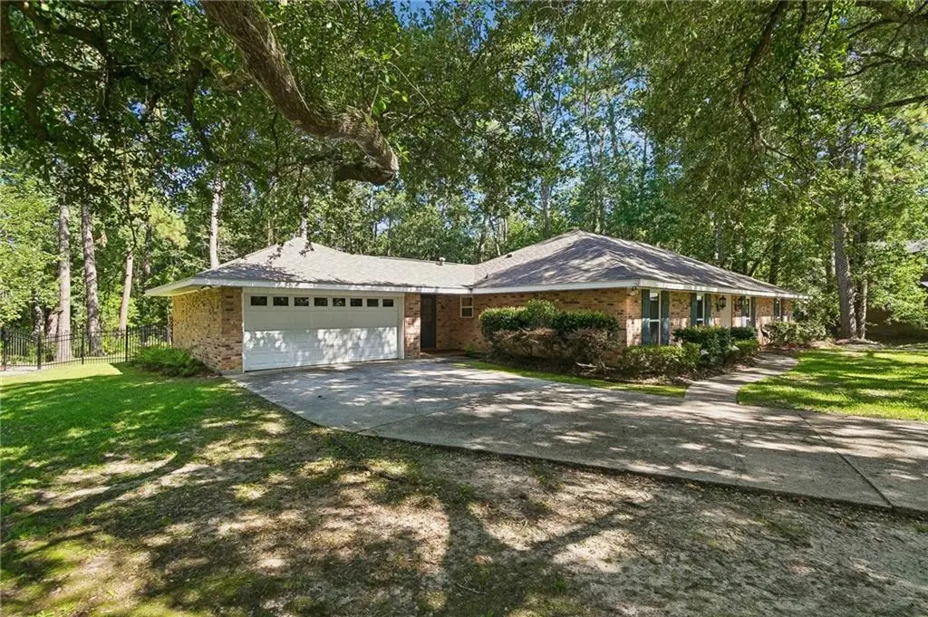 209 E Durham Drive, Slidell, LA 70461 - #1