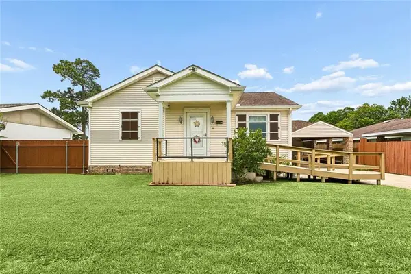 105 Yorke Street, Belle Chasse, LA 70037