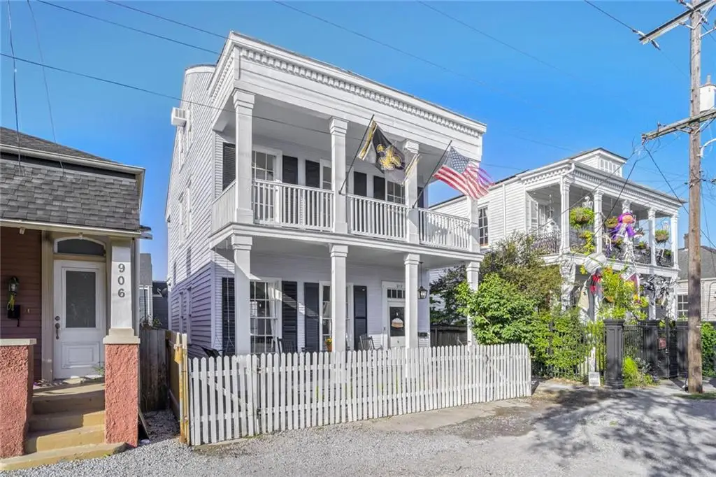 910 Pleasant Street, New Orleans, LA 70115 - #1